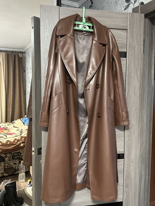 Шкіряний тренч/плащ