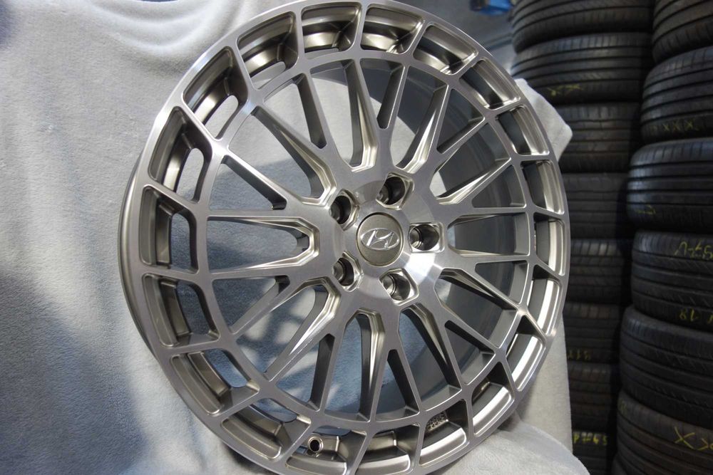 Nowe Alufelgi 19" 5x114,3 Hyundai Ioniq IX35 Kona Tucson Srebrne 728