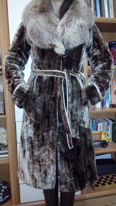 шуба овчина мутон воротник песец размер М