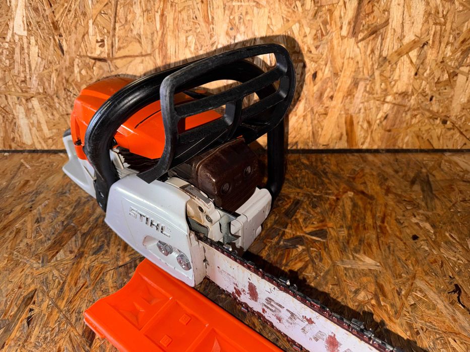 Piła pilarka spalinowa motorowa Stihl MS 261 C !!!