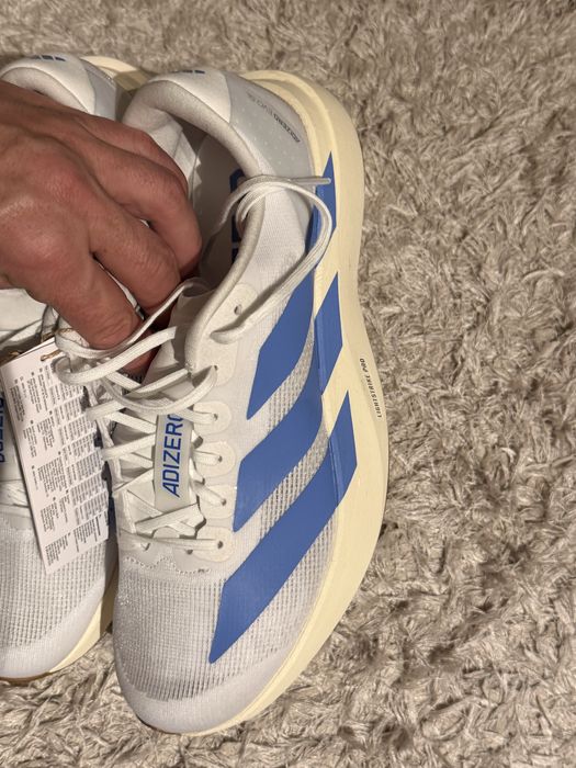 Sapatilhas adizero evo Sl novas