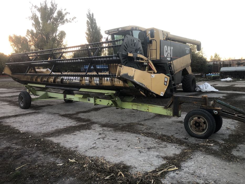 CLAAS Lexion CAT 570 Новий ДВИГУН