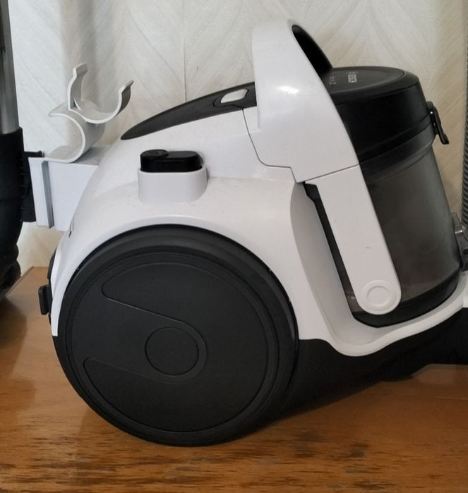 Продам пилосос BOSCH