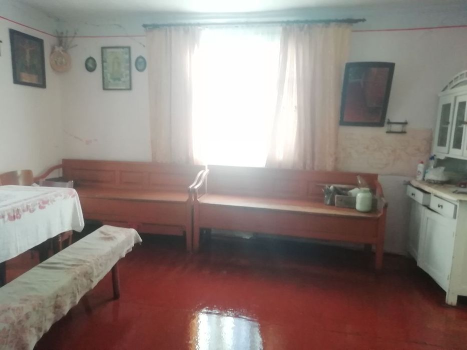 Продаж будинку в смт Обертин