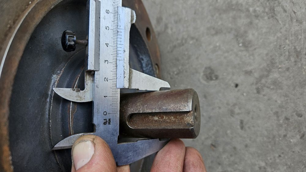 Продам  єлектродвігатель. ЩЕТОЧНИЙ.