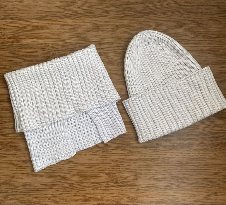 Комплект шапка и снуд меринос Италия