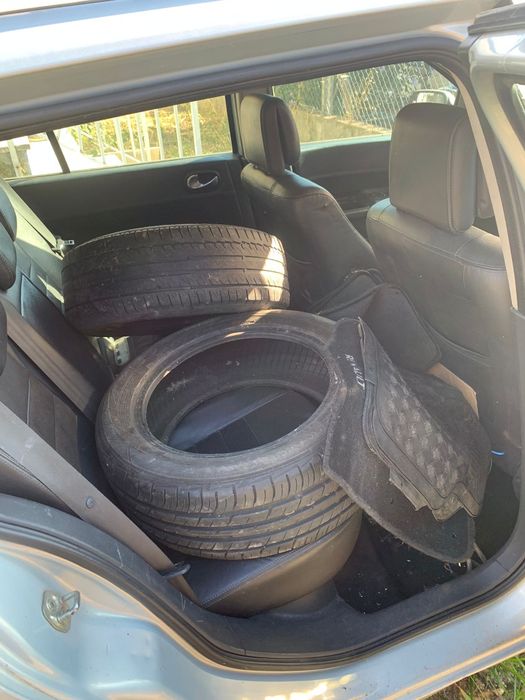 Carro para peças ou para quem quiser arrumar.