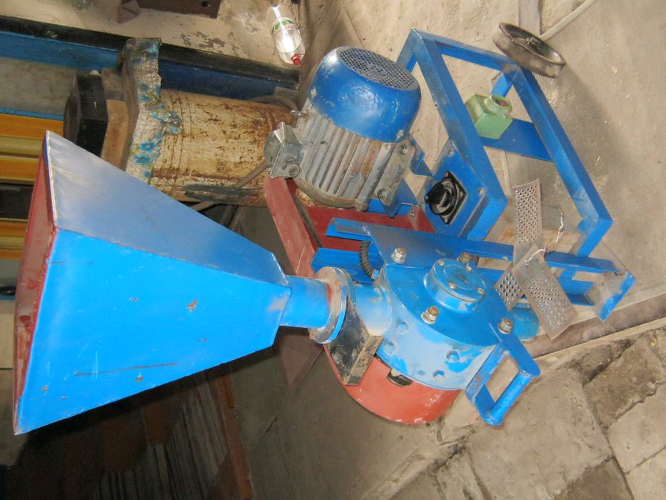 Измельчитель зерновых