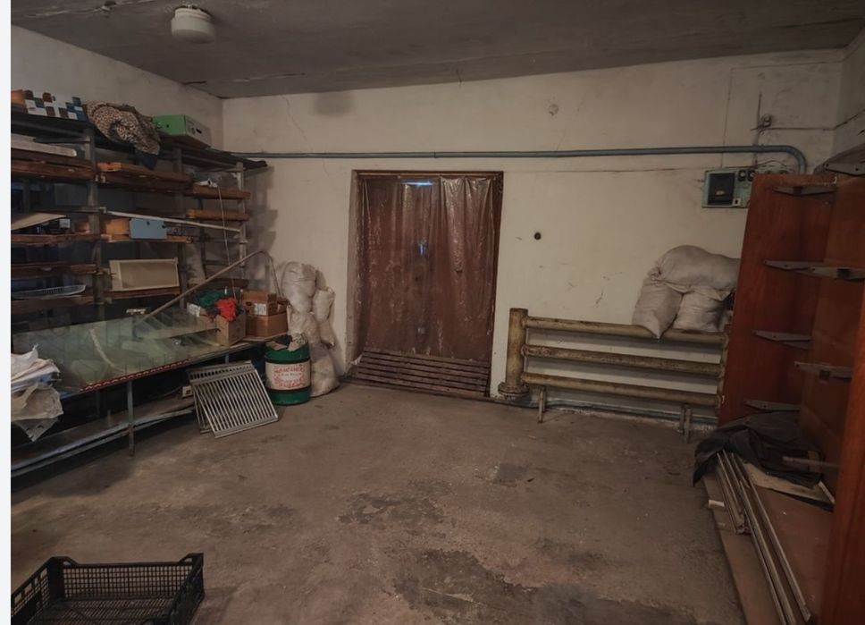 Продам торгове приміщення