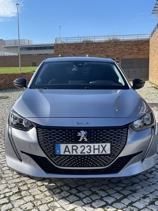 Peugeot e-208 50kWh