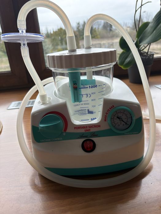 Przenośny ssak medyczny