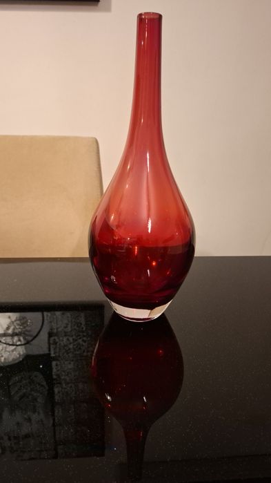 Jarras vidro vermelhas