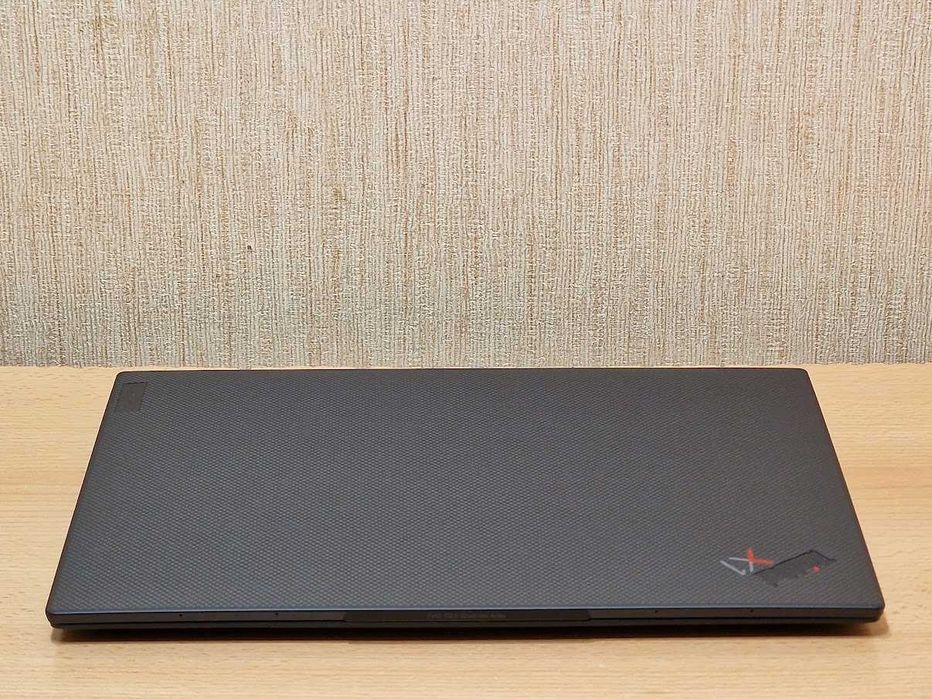 Lenovo ThinkPad X1 Carbon Gen 10 Intel Core i7-1255U IPS(3840x2400) 4K