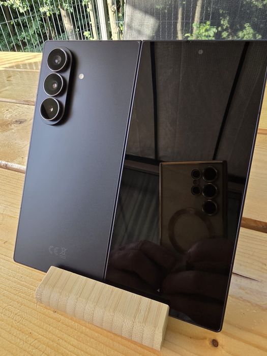 Samsung Galaxy zFold 7. 12/256