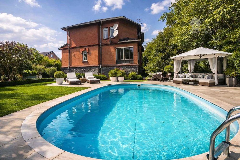 Київ.Будинок 300 кв.Сауна.Джакузі.Більяр.Генератор.Інвертор.До 12 осіб