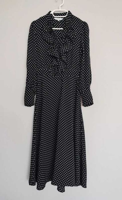 Sukienka midi prosto z Paryża