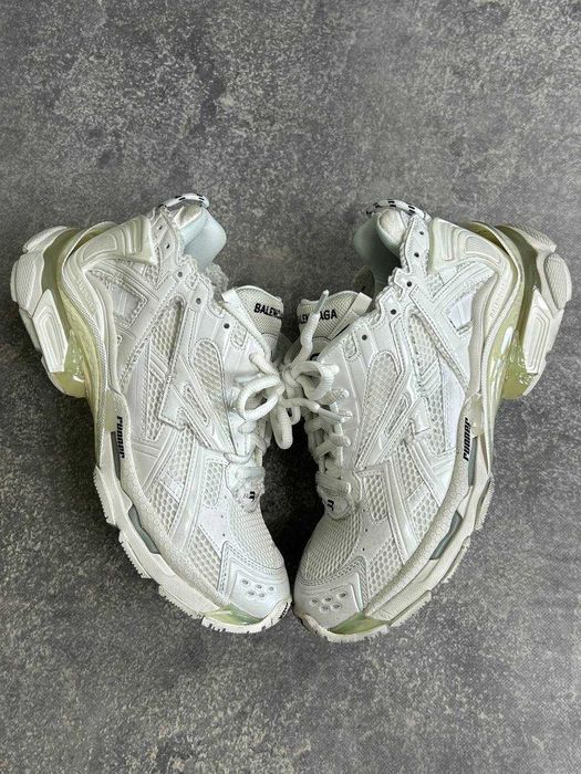 BALENCIAGA Runner кроссовки белые кеди кеды кросівки білі 43 41 40 39