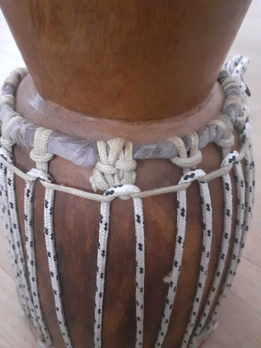 Tambor artesanal de origem chinesa