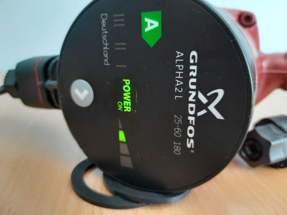 Циркуляционные насосы Grundfos Alpha2 25-60 180 / 25-40 130