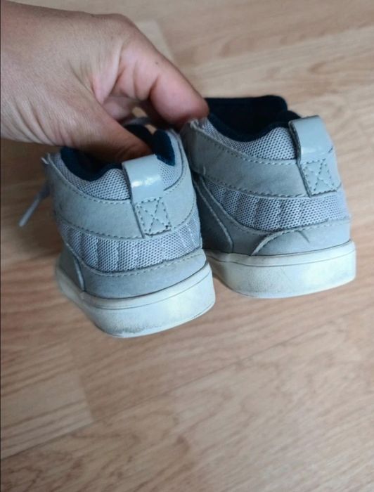 Adidas r. 23 buty za kostkę sneakersy