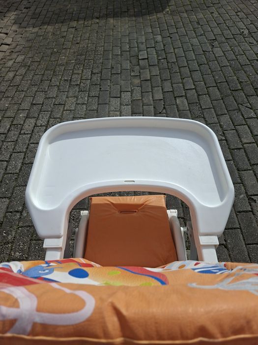 Cadeira refeição bebé