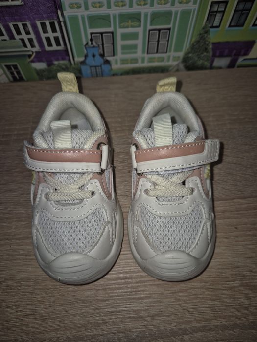 Дитячі кросівки 20 розмір 11,5 см
