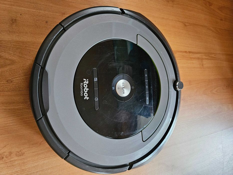 iRobot Roomba 681 – automatyczny odkurzacz (sprawny, używany)