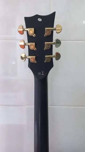 Guitarra Harley Benton Progressive Line + Amplificador Cube 20 XL