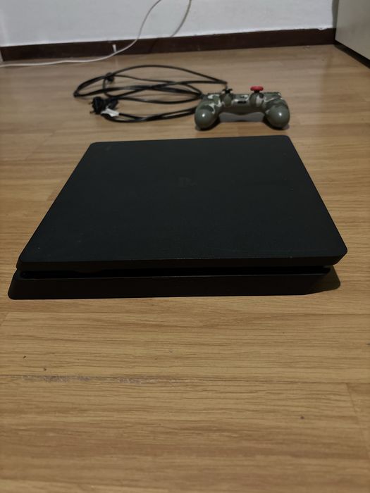 Vendo PS4 1TB (Excelente estado)