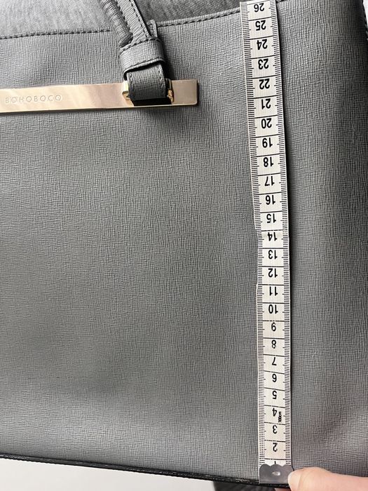 Skórzana szara torebka topowej marki Bohoboc