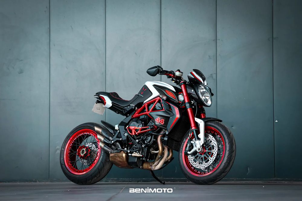 MV Agusta Dragster Lewis Hamilton 211/244