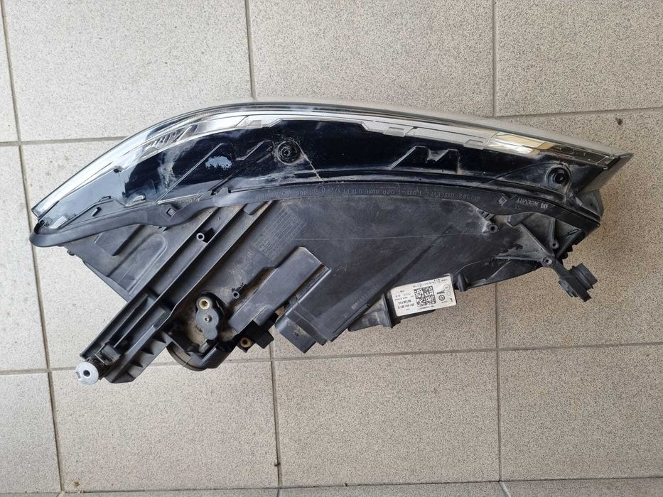 Lampa przednia lewa VW Passat B8 Full Led matrix