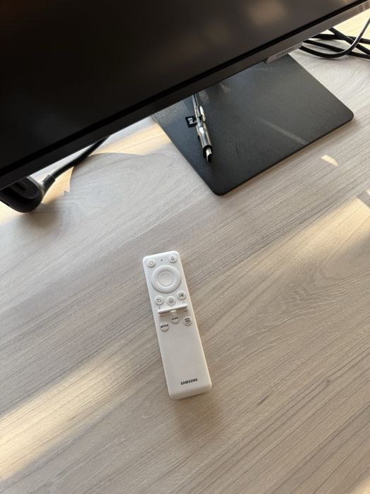 Монітор Samsung S32BM702U SMART (LS32BM702UIXUA)