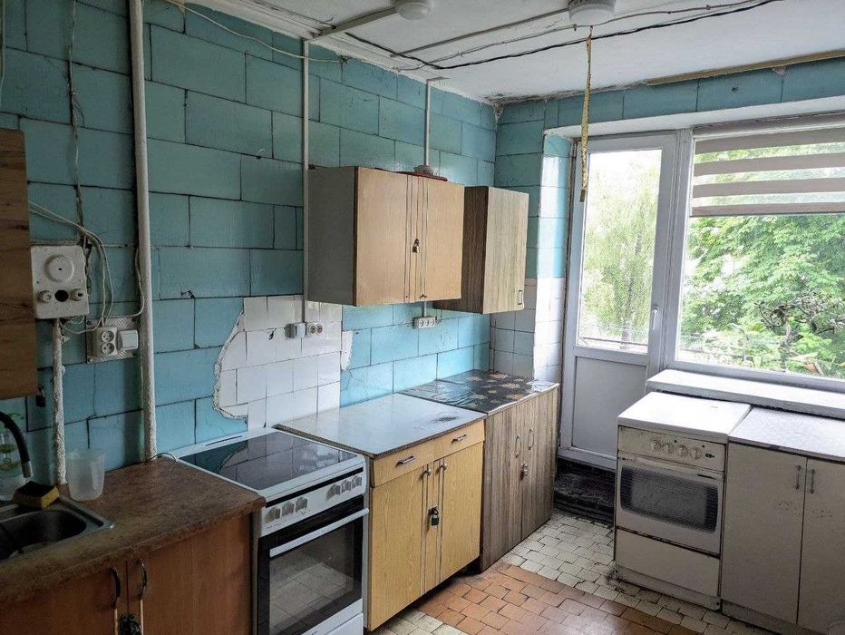 Продаж кімнати в гуртожитку в районі Автовокзалу.