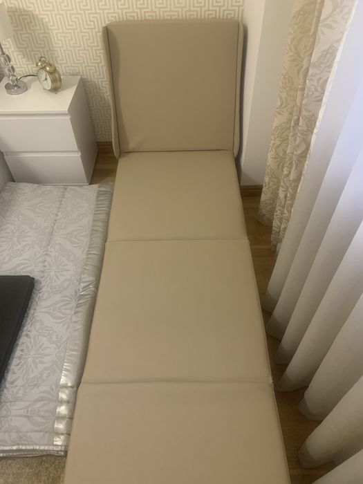 Sofá-cama dobrável