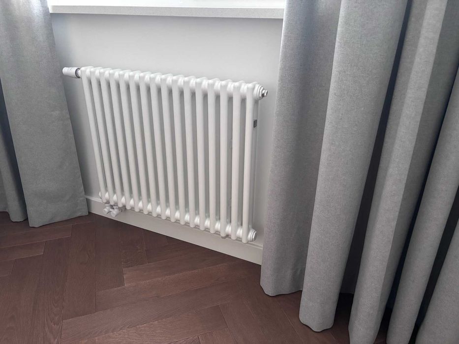 Grzejnik Zehnder Charleston 60x74 cm | 16 żeberek | idealny stan