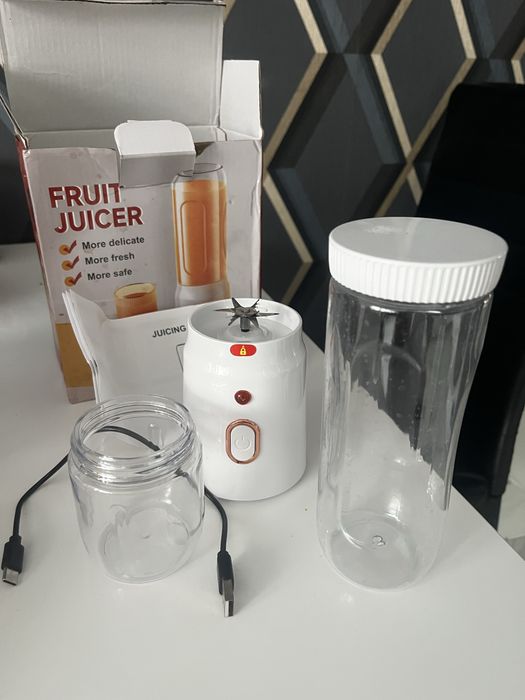 Blender bezprzewodowy, przenośny, zamykane pojemniki, 400ml