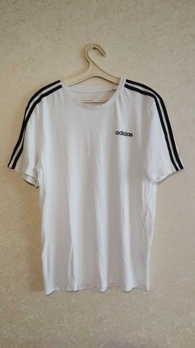 Женская мужкая футболка Adidas (S-M-L-XL) с лампасами Original 7шт
