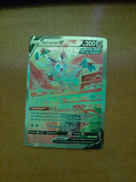 Sylveon V, carta Pokémon