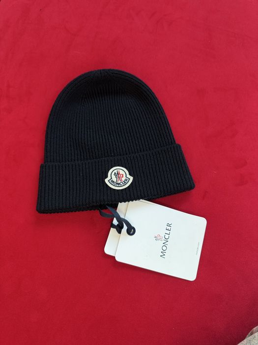 Шапка Moncler оригінал