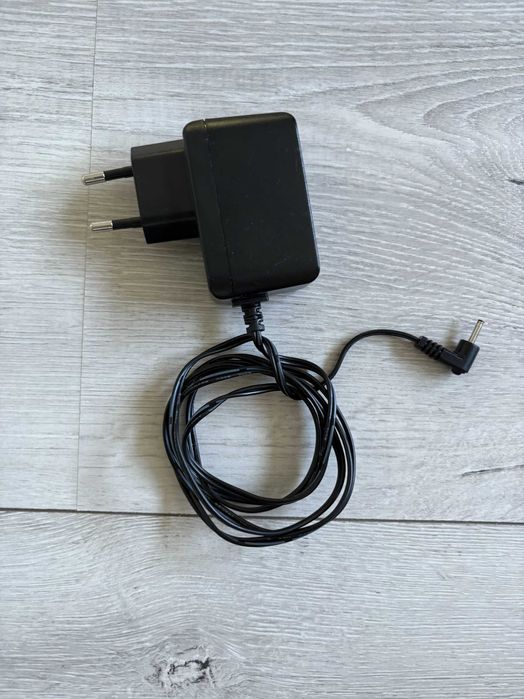 Zasilacz sieciowy 5V 2A – wtyk DC, model S024Q