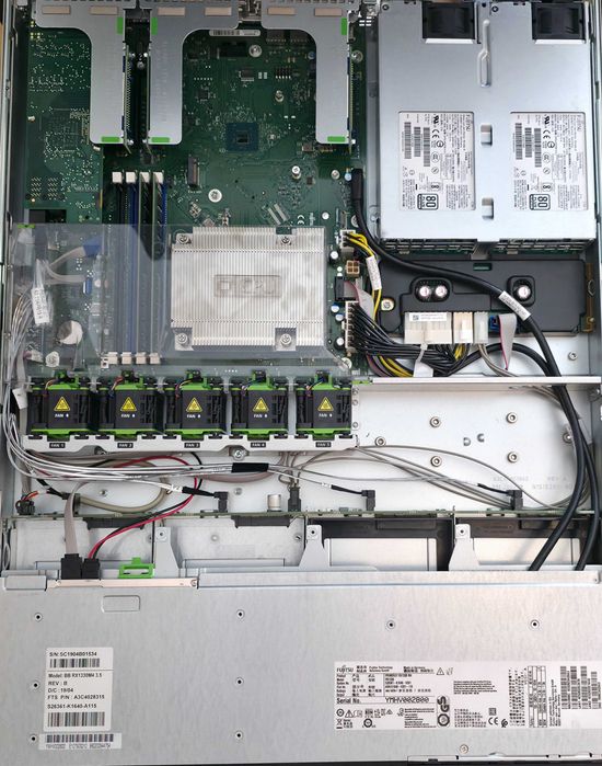 Serwer Fujitsu Primergy RX1330 M4 32GB DDR4 Xeon E-2146G