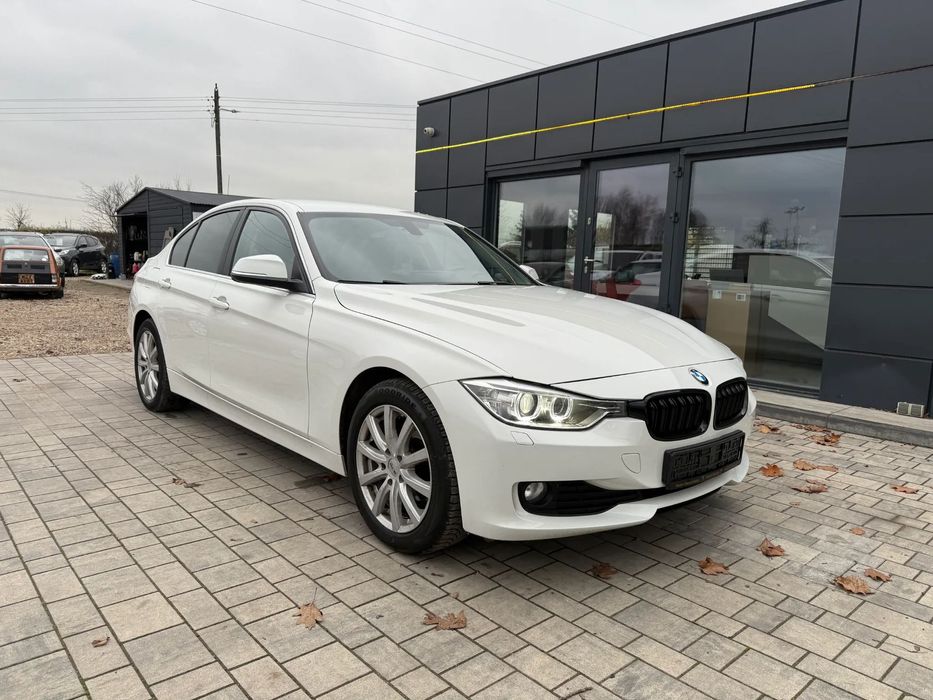 BMW Seria 3 1.6 Benzyna Nawigacja Automat Xenon Ledy Klimatyzacja Kredyt