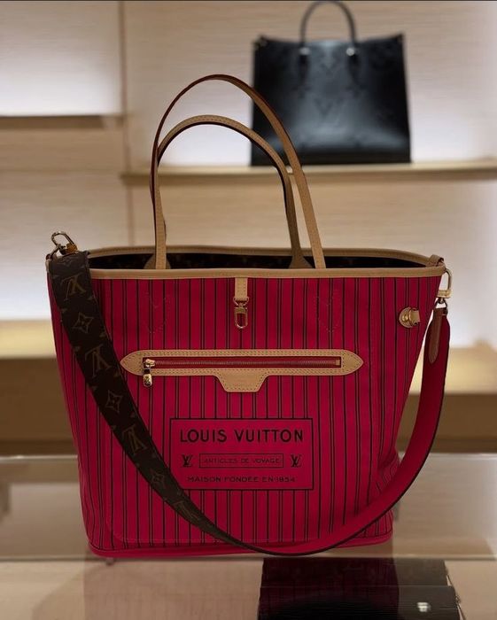 Louis Vuitton Neverfull Bandoulière Inside Out MM