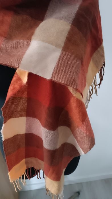 Szalik zimowy kratka Softer Than Cashmere