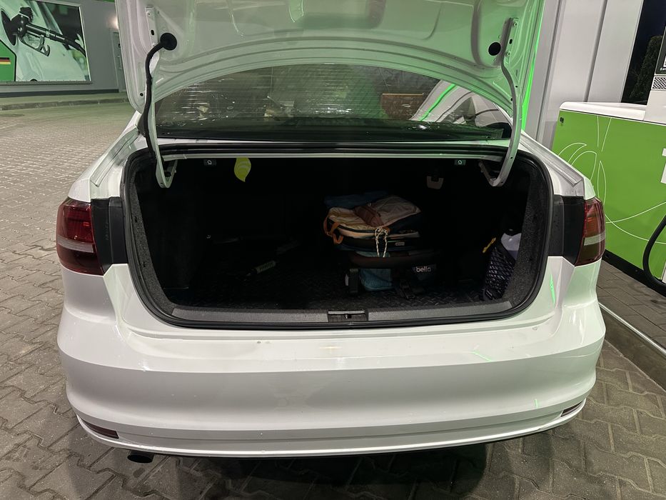 Vw Jetta 1.6 дизель 2016 mk6 Офіційна