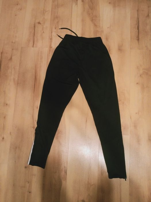 Spodnie real madrid treningowe rozmiar 18/XS