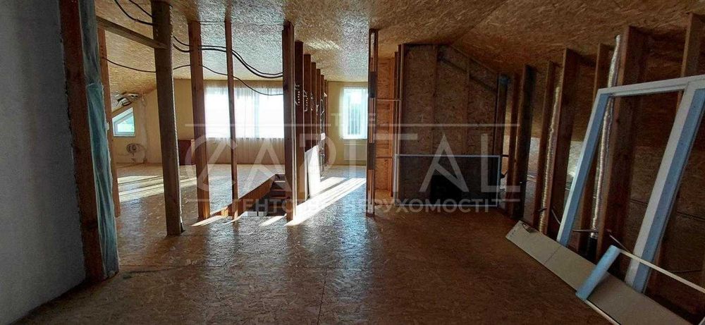 Продаж Будинок Українка Украинка Перша лінія