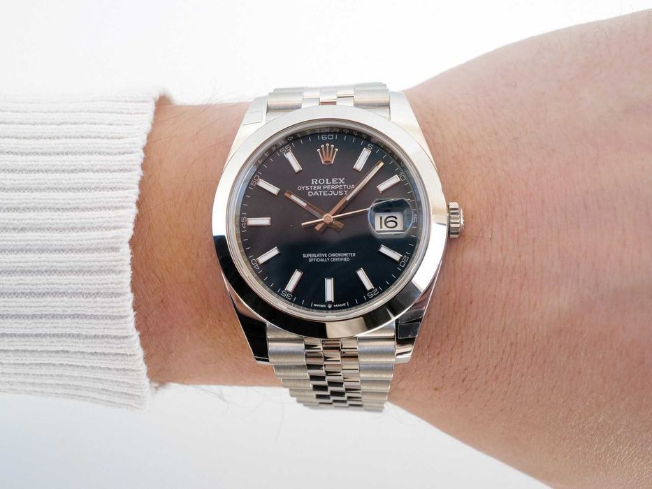 Rolex Datejust 41 Blue Dial Domed Bezel Jubilee Bracelet (2022)