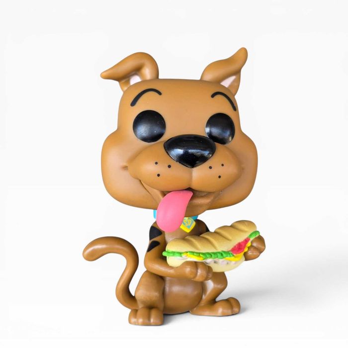 Funko Pop! Animation Scooby-Doo #625 — Scooby-Doo with Sandwich | 50 Years